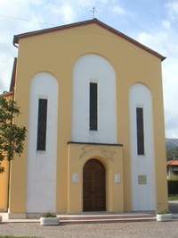 La chiesa parrocchiale di Fiaschetti