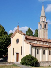 La chiesa parrocchiale di Camino